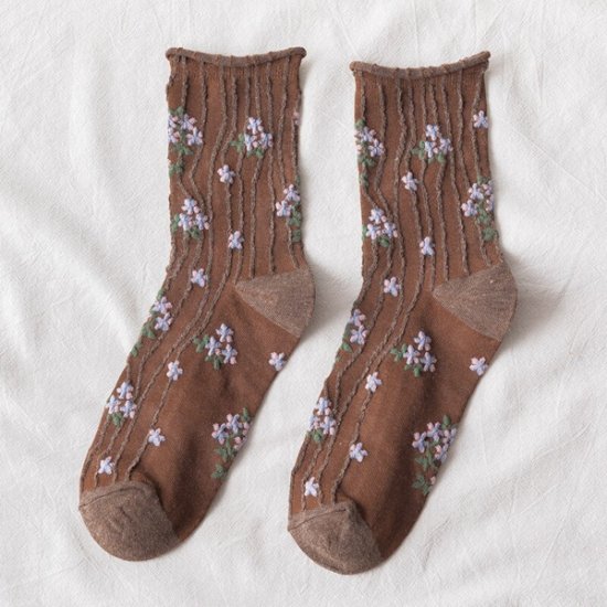 1 Pcs New Style Women's Small Floral Middle Tube Socks - Brown - Click Image to Close